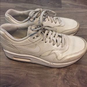 NIKE AIR MAX ICE PACK IN WHITE